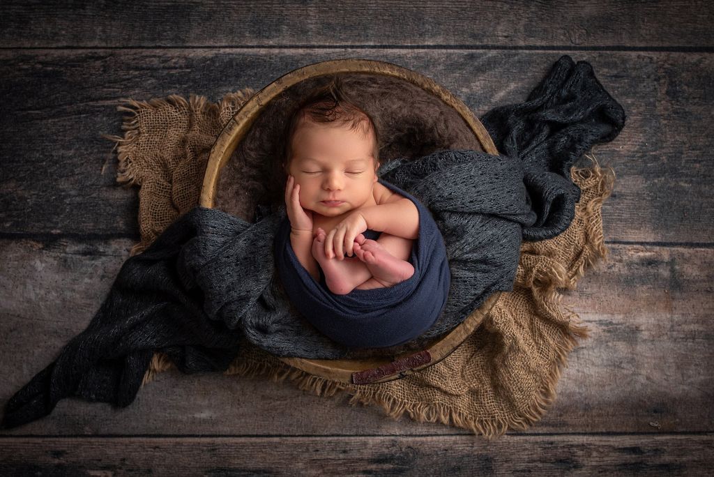 5 Must-haves Items for Newborn Photography Shoot